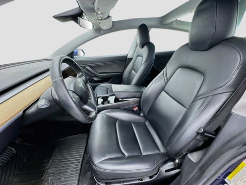 Used 2019 Tesla Model 3 RWD image 13