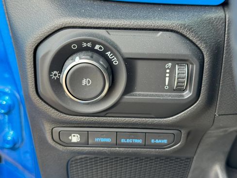 Certified 2023 Jeep Wrangler Unlimited Sahara w/ Cold Weather Group AWD/4WD image 12