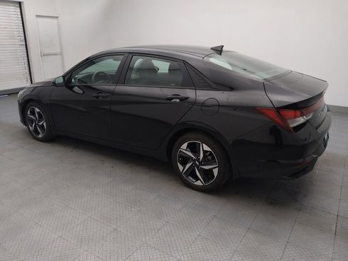 Used 2023 Hyundai Elantra SEL w/ Convenience Package image 3