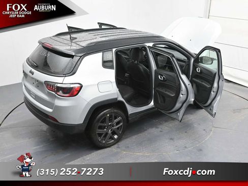 New 2026 Jeep Compass Limited image 38