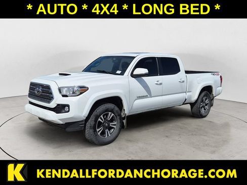 Used 2017 Toyota Tacoma TRD Sport w/ Premium & Technology Package AWD/4WD image 1