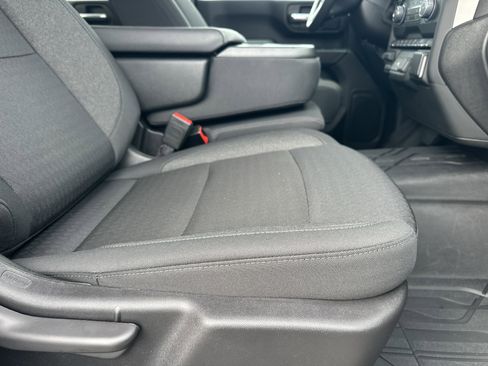 Certified 2024 Chevrolet Silverado 2500 Custom w/ Custom Value Package image 14