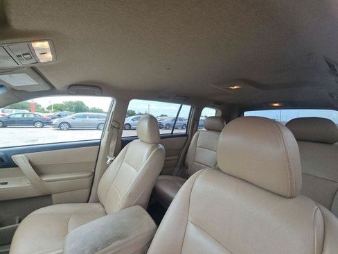 Used 2013 Toyota Highlander FWD image 5