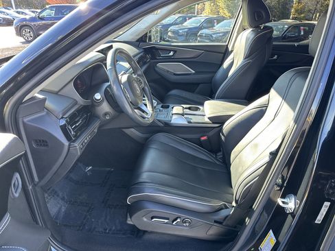 Used 2024 Acura MDX SH-AWD w/ Advance Package image 16