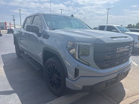 Used 2024 GMC Sierra 1500 Pro w/ Graphite Edition AWD/4WD image 3