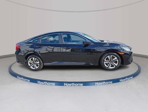 Used 2018 Honda Civic LX image 7