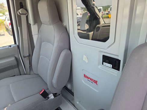 New 2024 Ford E-450 and Econoline 450 Super Duty w/ Power Windows & Locks Group image 50