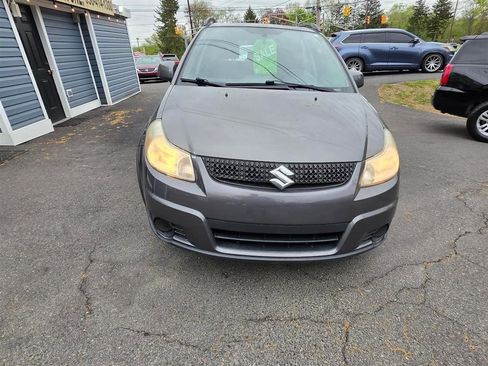 Used 2012 Suzuki SX4 AWD Hatchback image 7