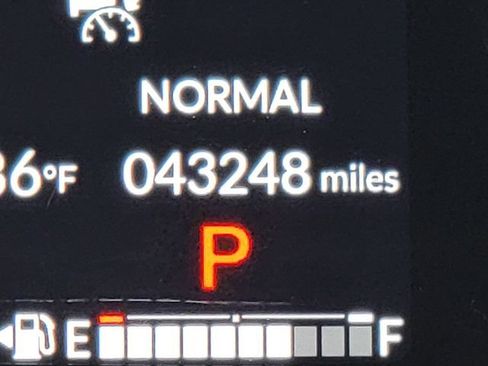 Used 2024 Honda HR-V Sport image 32