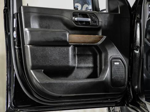 Used 2023 Chevrolet Silverado 3500 High Country w/ Technology Package AWD/4WD image 35