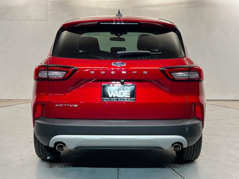 Used 2023 Ford Escape Active FWD image 5