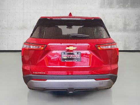 New 2026 Chevrolet Equinox LT w/ LPO, Floor Liner Package image 6