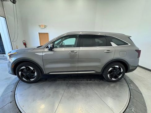 Used 2025 Kia Sorento SX Prestige image 15