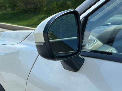 Certified 2023 Nissan Rogue SV AWD/4WD image 10