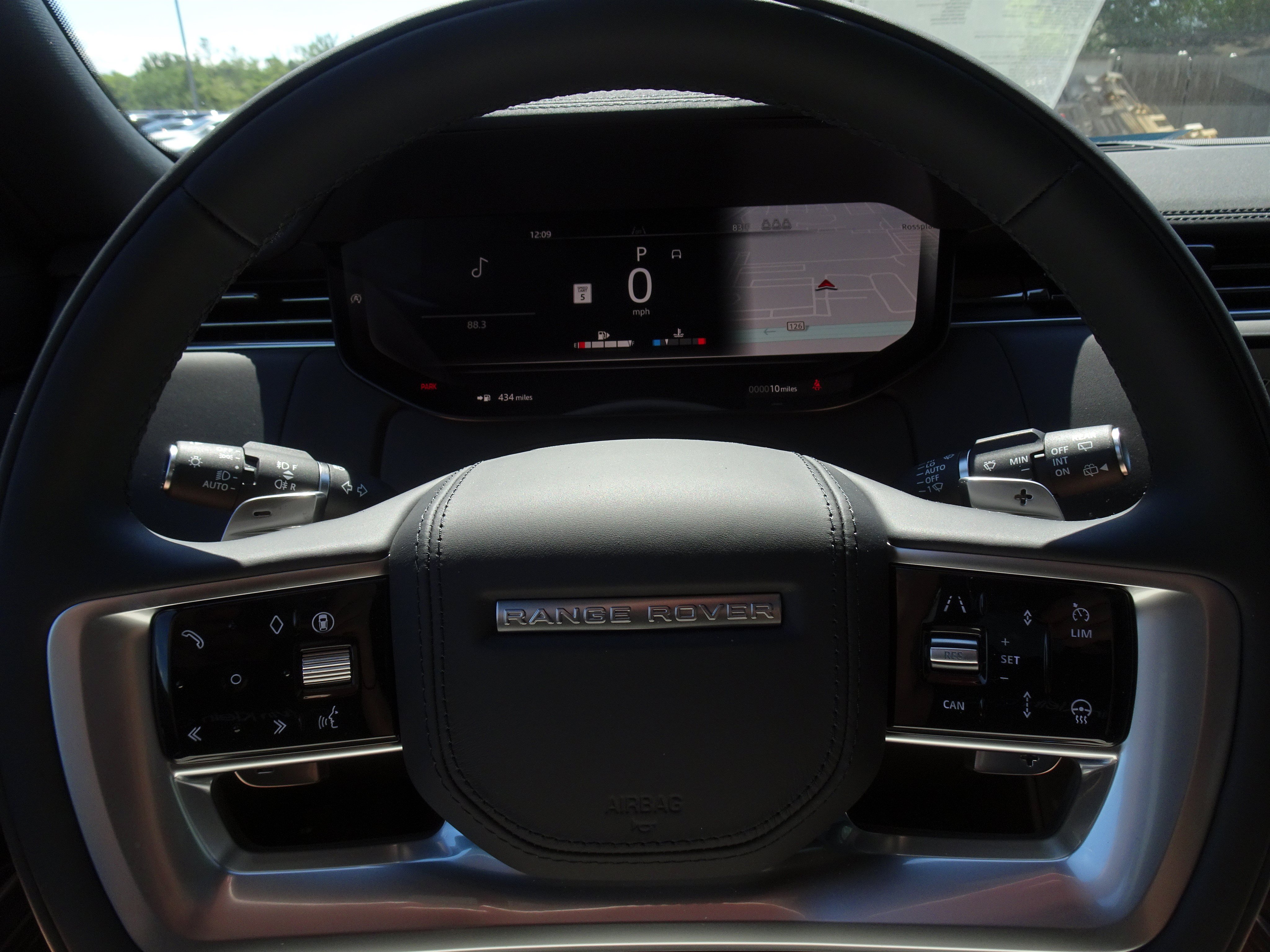 New 2026 Land Rover Range Rover SE AWD/4WD image 27