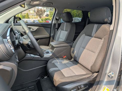 Used 2024 Chevrolet Blazer LT w/ Convenience Package FWD image 29