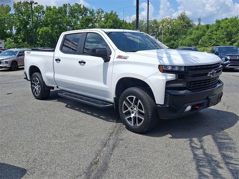 Used 2019 Chevrolet Silverado 1500 LT Trail Boss image 4