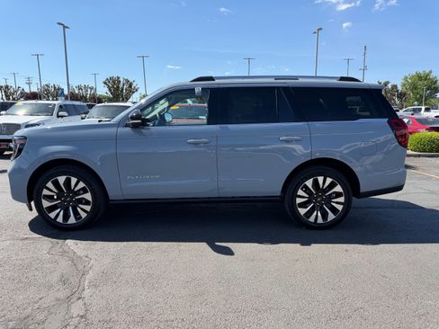 New 2026 Ford Expedition Platinum w/ Driver's Package AWD/4WD image 6