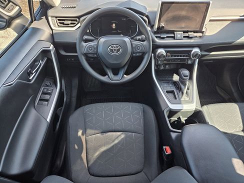 Used 2024 Toyota RAV4 XLE w/ Convenience Package image 12