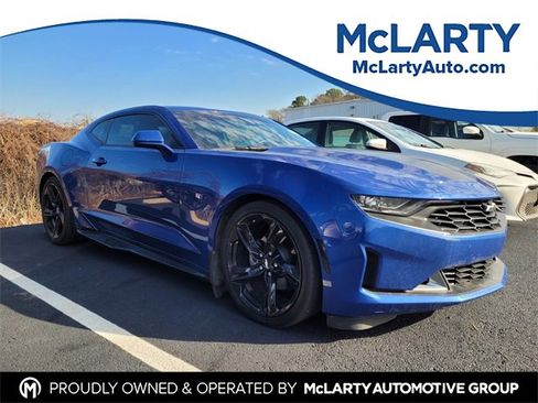 Used 2019 Chevrolet Camaro LT image 1