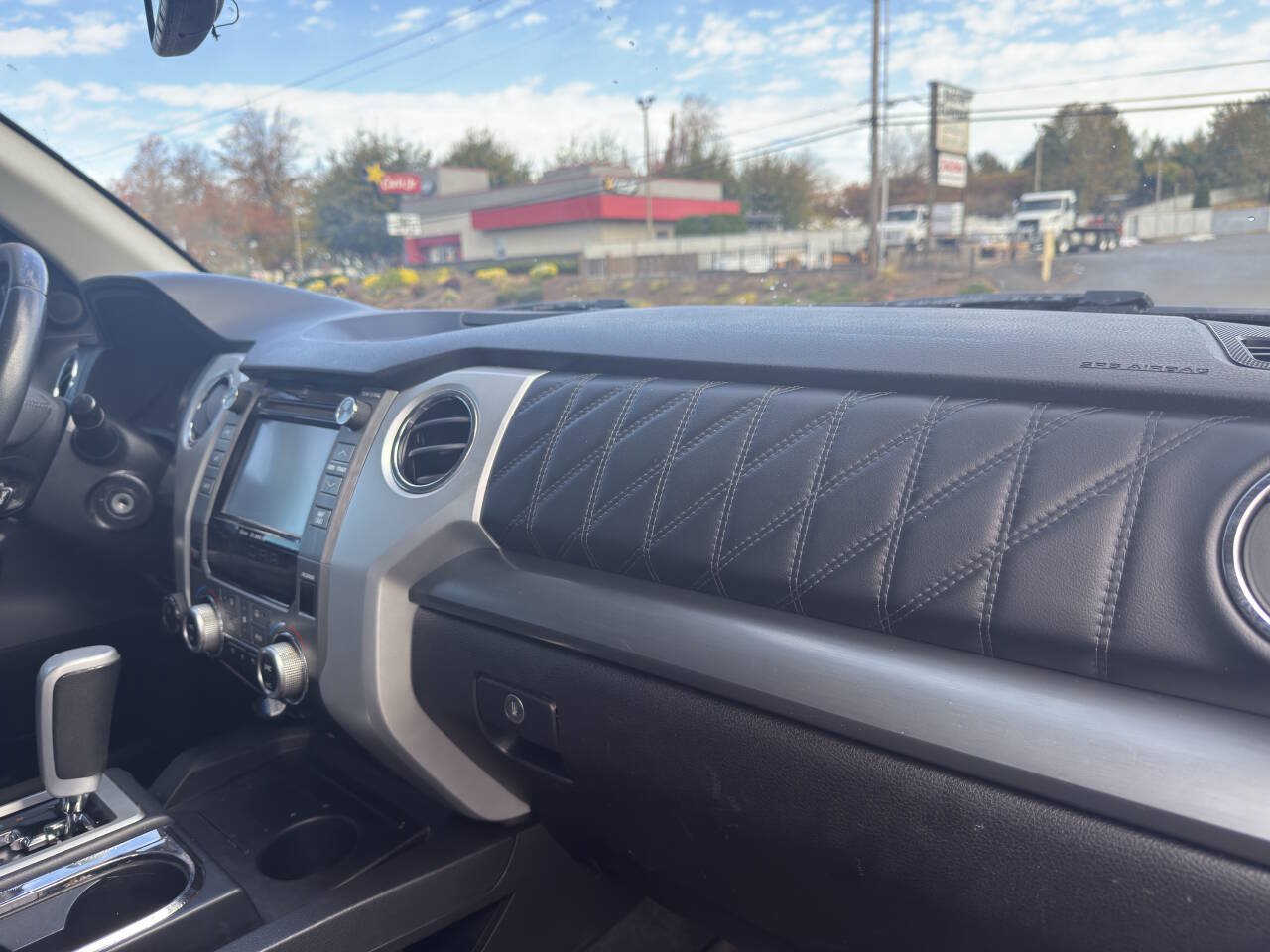 Used 2014 Toyota Tundra Platinum AWD/4WD image 4