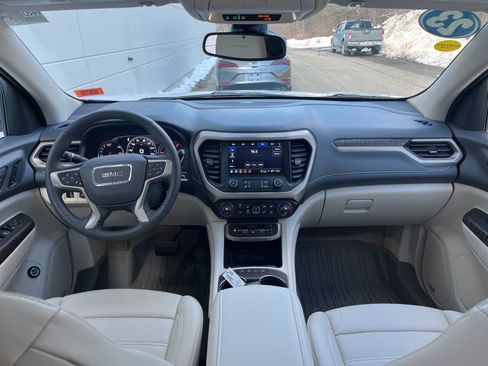 Used 2023 GMC Acadia Denali image 12