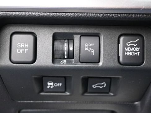 Used 2018 Subaru Forester 2.5i Touring w/ Popular Package #3B AWD/4WD image 24