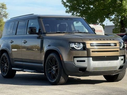 Used 2021 Land Rover Defender 110 S image 7