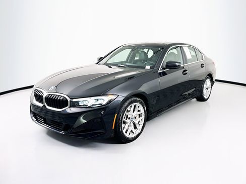 Used 2025 BMW 330i Sedan image 3
