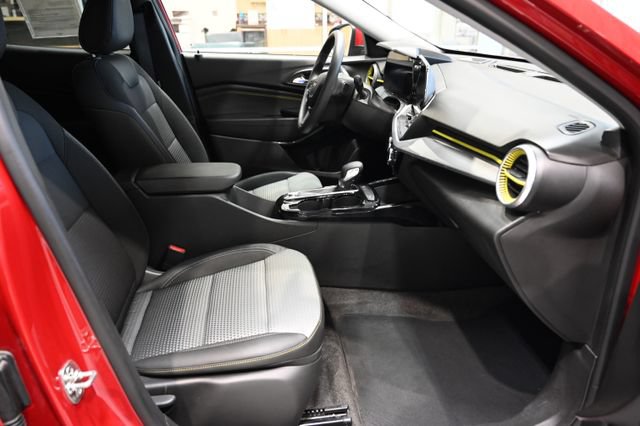 Used 2026 Chevrolet Trax LT FWD image 10