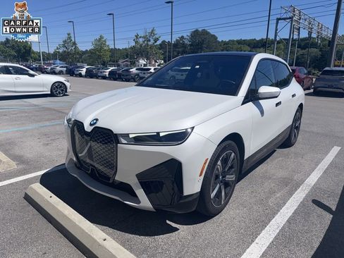 Certified 2023 BMW iX xDrive50 w/ Sport Package AWD/4WD image 1