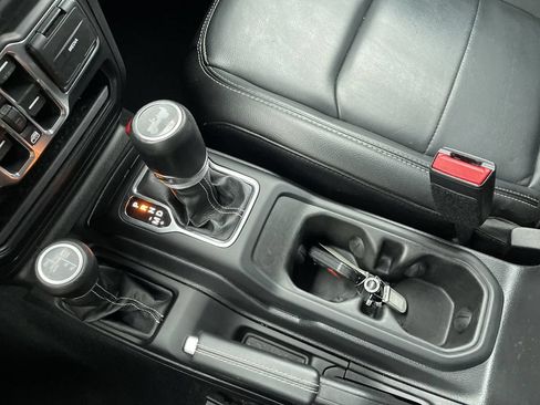 Certified 2023 Jeep Wrangler Unlimited Sahara AWD/4WD image 21