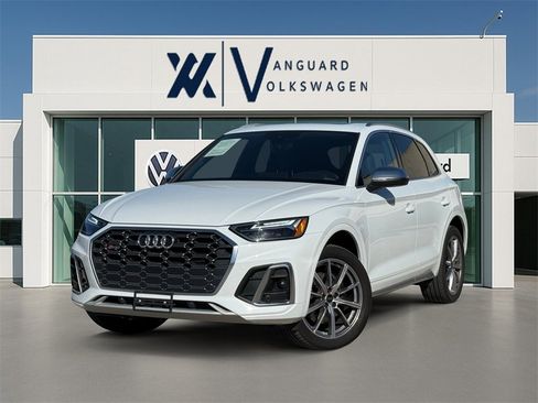Used 2024 Audi SQ5 Premium image 1