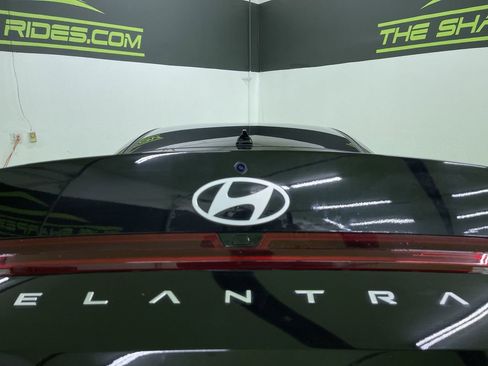 Used 2024 Hyundai Elantra SEL w/ Convenience Package image 13