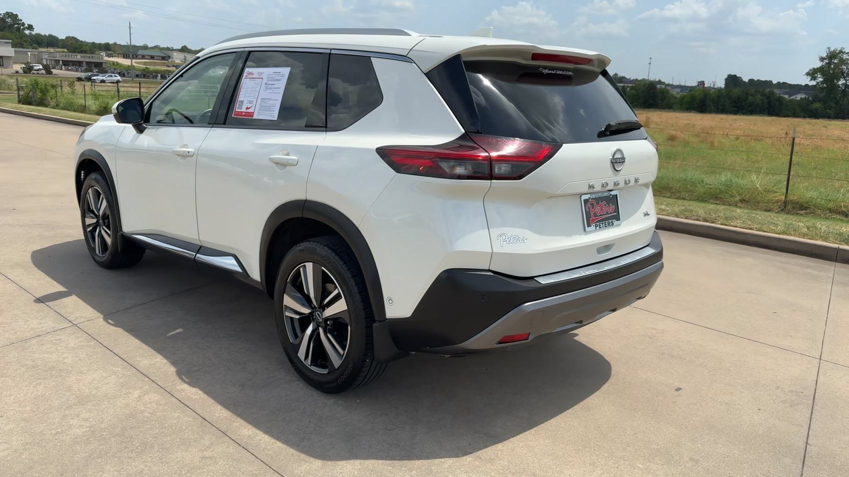 Used 2023 Nissan Rogue SL w/ SL Premium Package FWD image 7