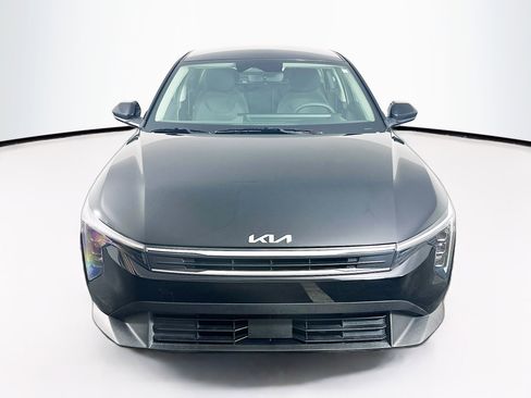 Used 2025 Kia K4 FWD image 2