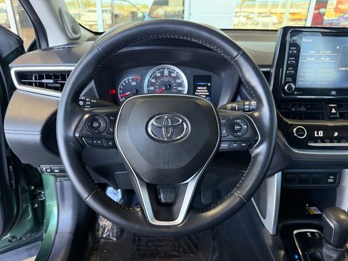 Used 2022 Toyota Corolla Cross LE image 22