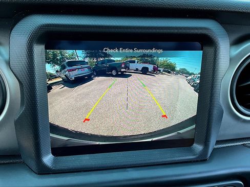 Used 2021 Jeep Wrangler Unlimited Sport image 13