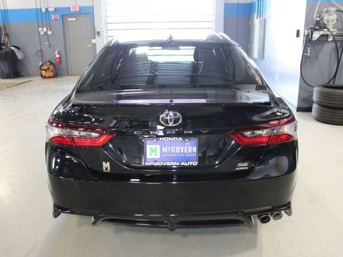 Used 2024 Toyota Camry SE AWD/4WD image 36