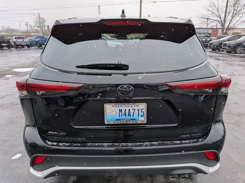 Certified 2024 Toyota Highlander XSE image 6
