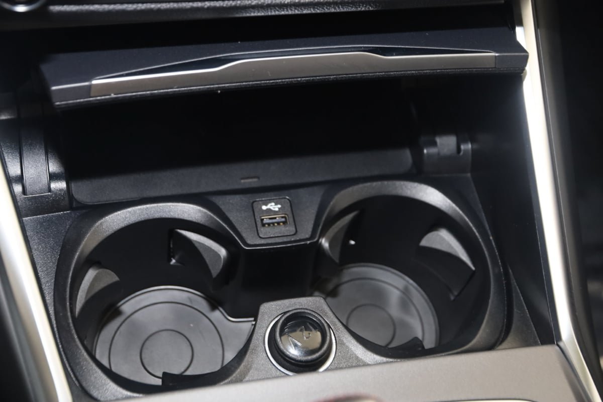 Used 2026 BMW M3 Competition AWD/4WD image 34