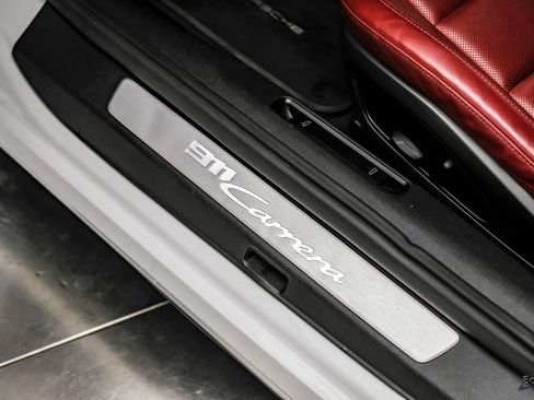 Used 2020 Porsche 911 Carrera RWD image 37