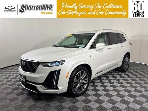 Used 2020 Cadillac XT6 Premium Luxury AWD/4WD image 1