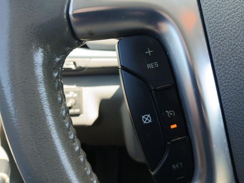 Used 2017 Chevrolet Traverse LT w/ Traveler's Package FWD image 24