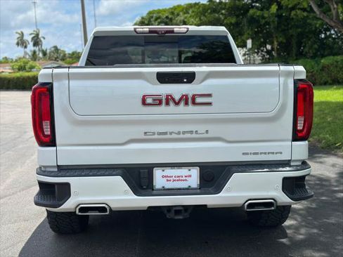 Used 2021 GMC Sierra 1500 Denali w/ Denali Ultimate Package AWD/4WD image 6
