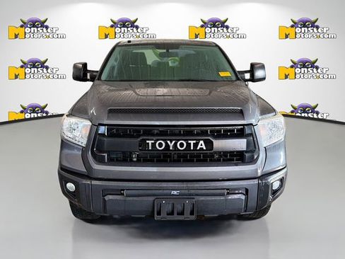 Used 2016 Toyota Tundra SR5 AWD/4WD image 2