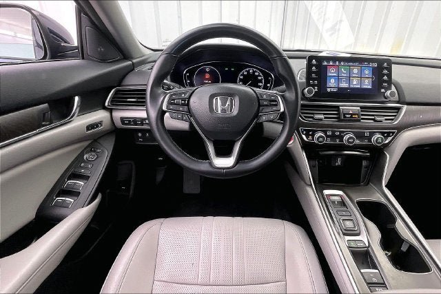 Used 2020 Honda Accord Touring image 5