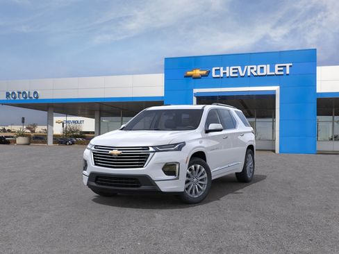 New 2023 Chevrolet Traverse Premier w/ LPO, Floor Liner Package image 8