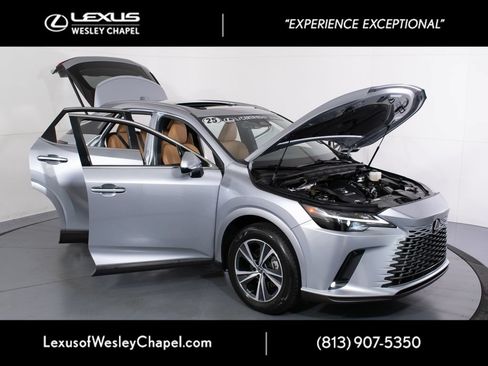 Used 2025 Lexus RX 350 Premium FWD image 11
