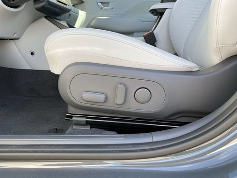 New 2026 Hyundai Kona Limited FWD image 12